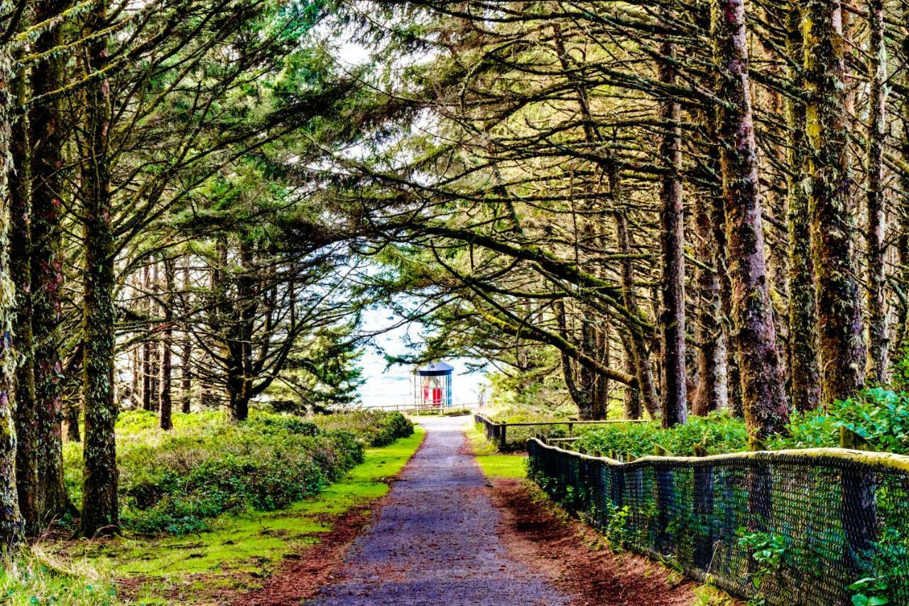 Berni'S Ocean View Castle - Home Sweet Homestead Oceanside Buitenkant foto