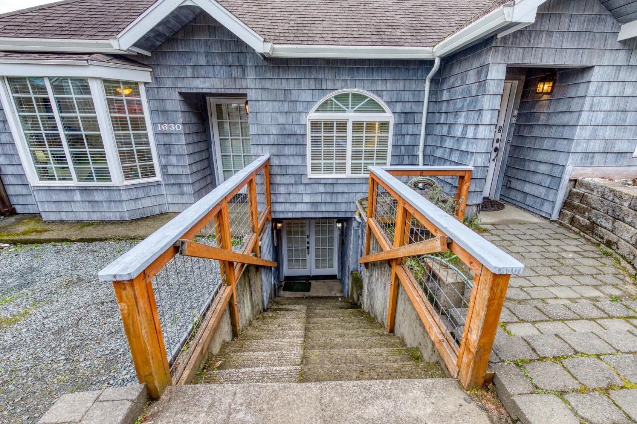 Berni'S Ocean View Castle - Home Sweet Homestead Oceanside Buitenkant foto